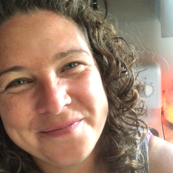 Meet your Posher, Kelly - Picture 1 of 1